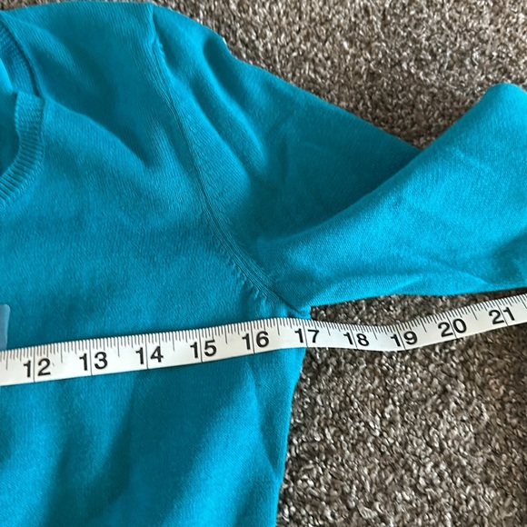 Loft long sleeve light sweater NWT - Picture 11 of 11